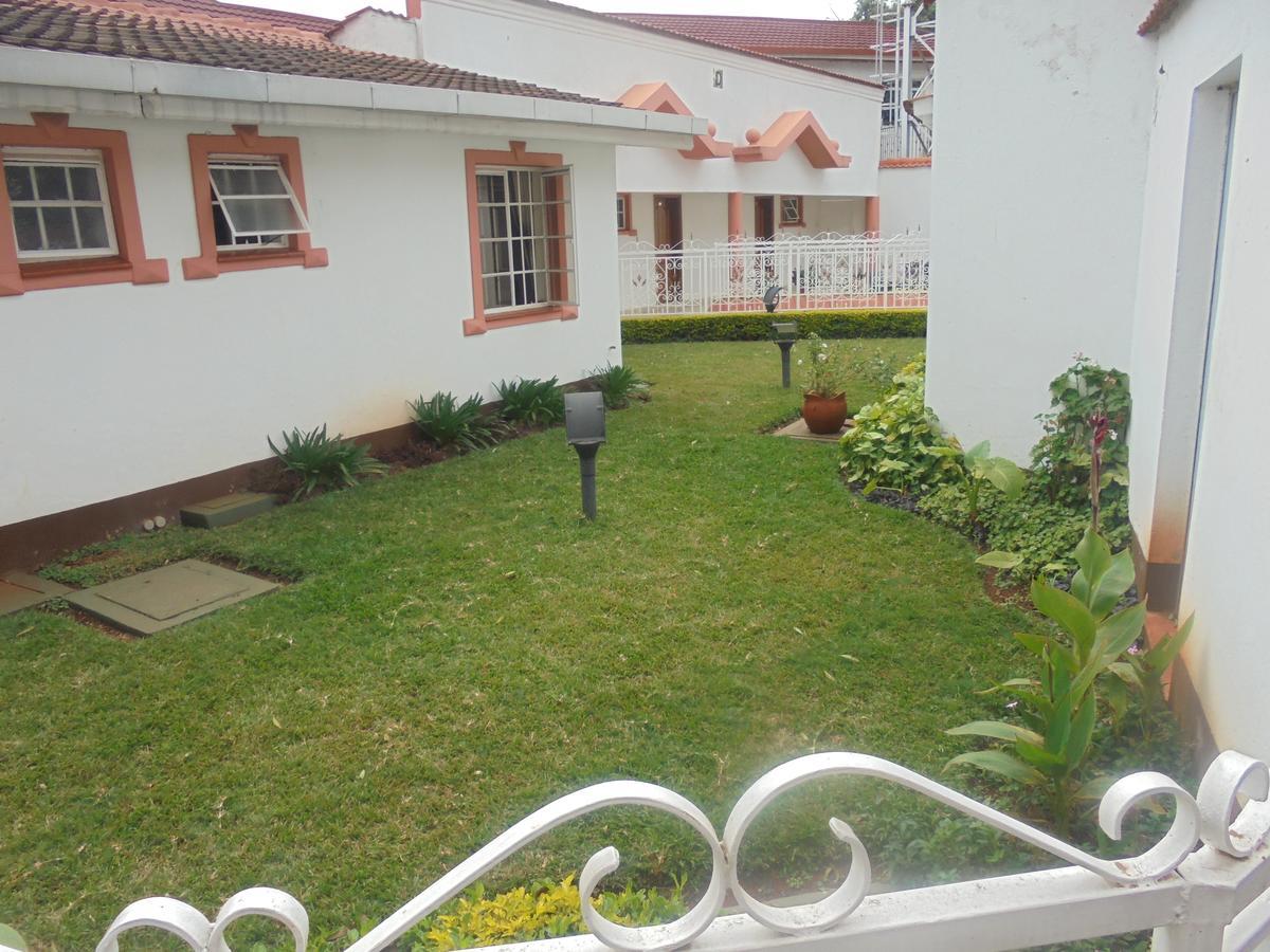 Villa Leone Boutique Hotel نيروبي المظهر الخارجي الصورة